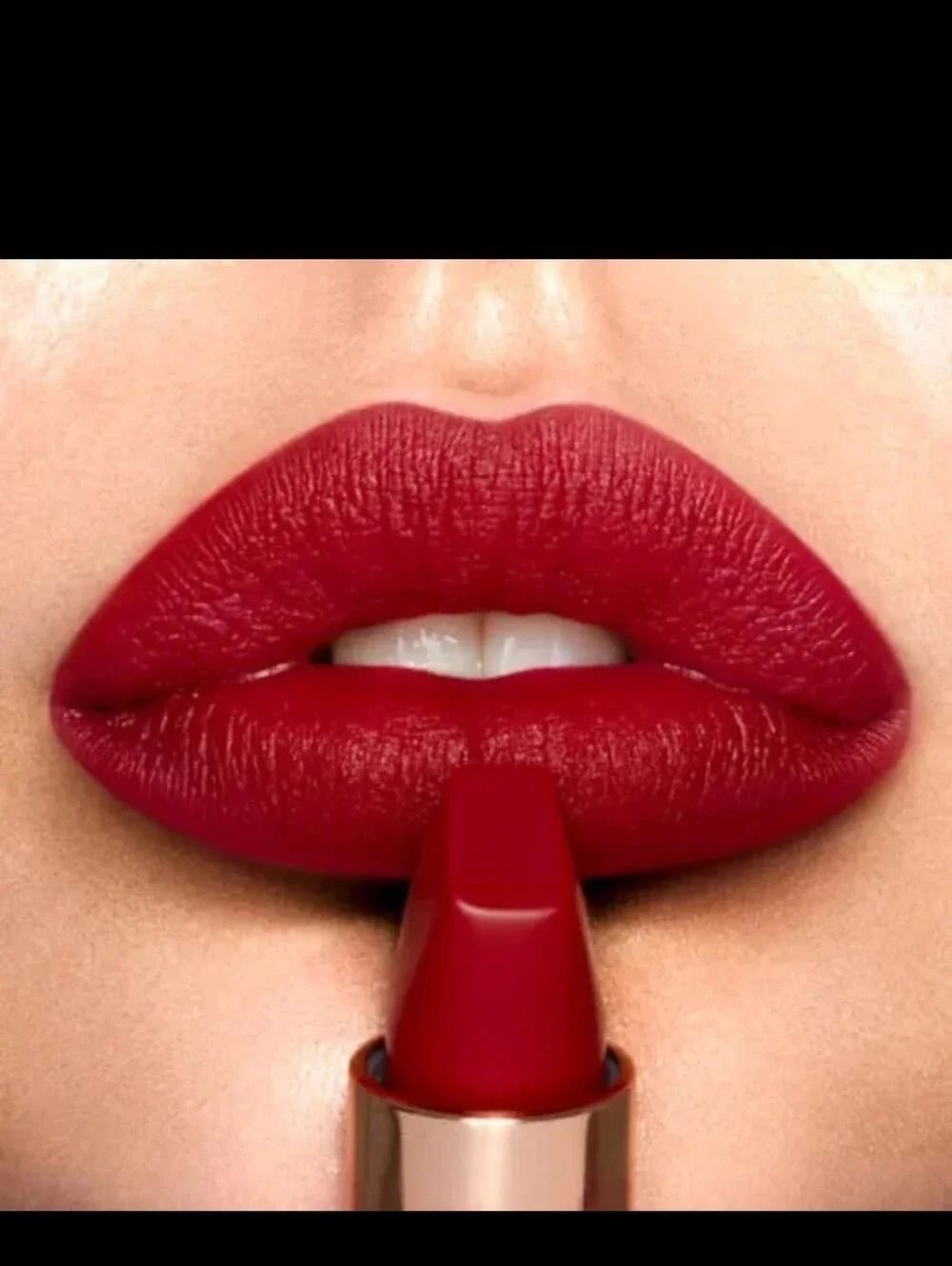 Charlotte Tilbury Matte Revolution Luminous Modern Lipstick Red Carpet RED NIB